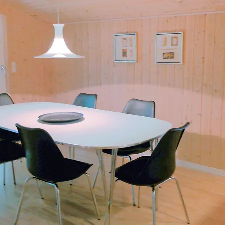 6 Person In Fjerritslev-by Traum Feriehus *